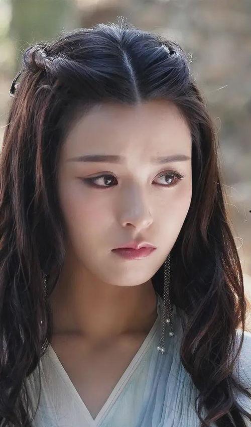 赤道女演员文咏珊,赤道之花，璀璨演绎东方魅力