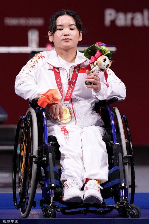 郭玲玲个人资料,才华横溢的文艺新星，多才多艺的人生旅程